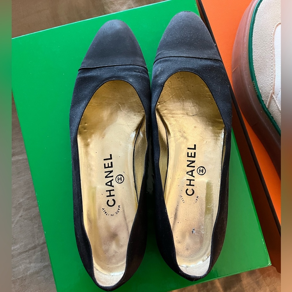 Vintage Chanel ballet flats - 100% authentic